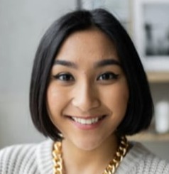 Cell Phone Cash is reviewed by  Mia, 22 – College Student